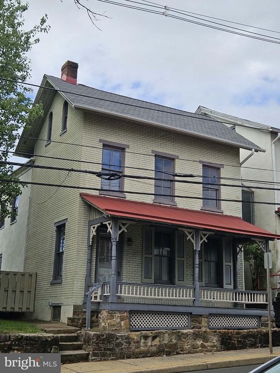 100 S MAIN ST #140, DOYLESTOWN, PA 18901 — exterior
