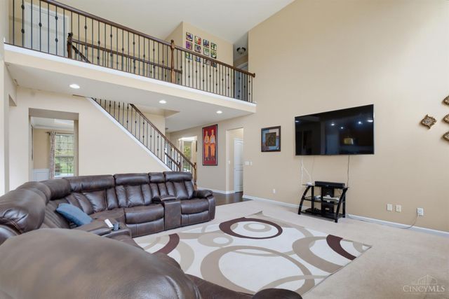 3344 Fairview Hill Court, Fairfield, OH 45014