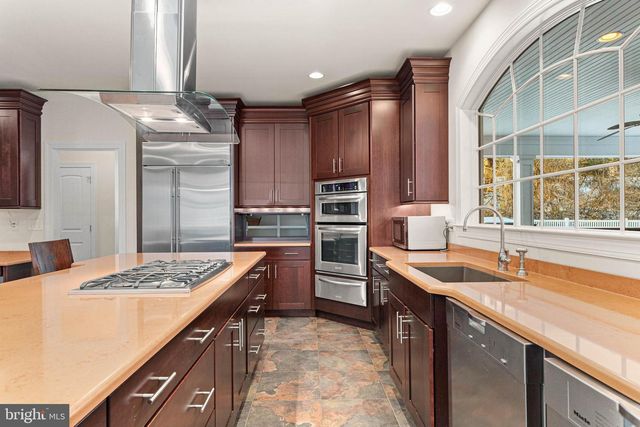 541 ATTERBURY, Villanova, PA 19085