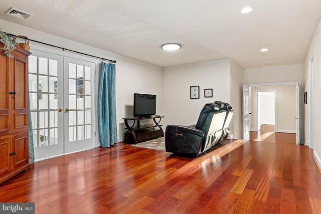 541 ATTERBURY, Villanova, PA 19085