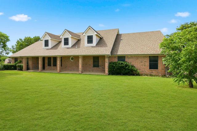 451 Blue Mound Road E, Haslet, TX 76052