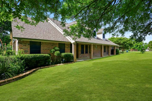 451 Blue Mound Road E, Haslet, TX 76052