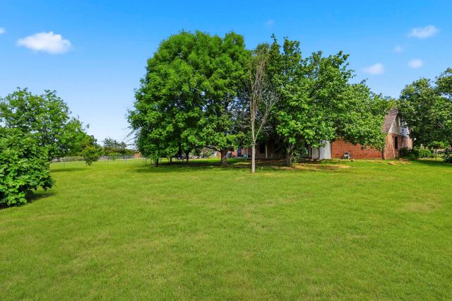 451 Blue Mound Road E, Haslet, TX 76052