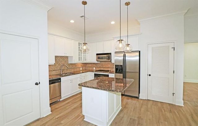 11 PERIMETER Center E 1303, Dunwoody, GA 30346