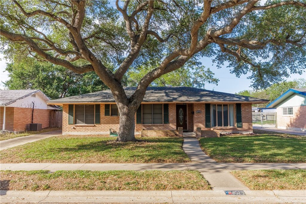 4025 Tripoli Dr, Corpus Christi, TX 78411 — photo 2