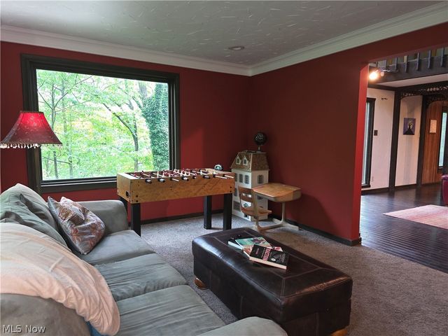 2868 Shade Road, Bath, OH 44333