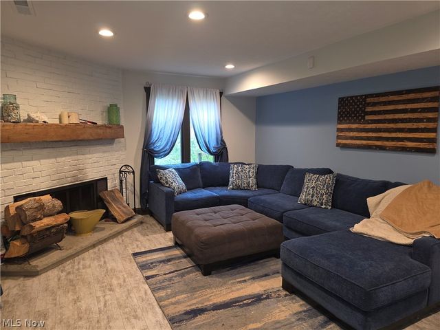 2868 Shade Road, Bath, OH 44333