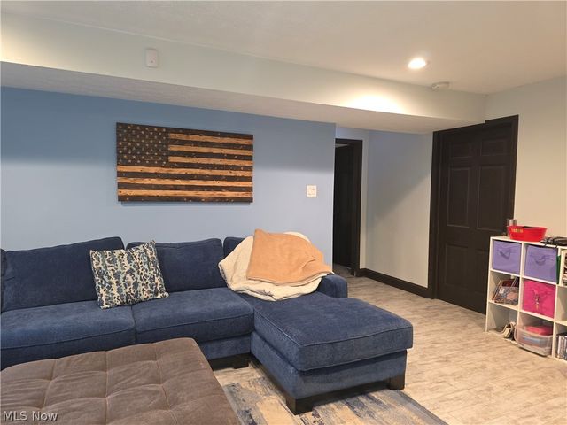 2868 Shade Road, Bath, OH 44333