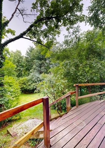 2868 Shade Road, Bath, OH 44333