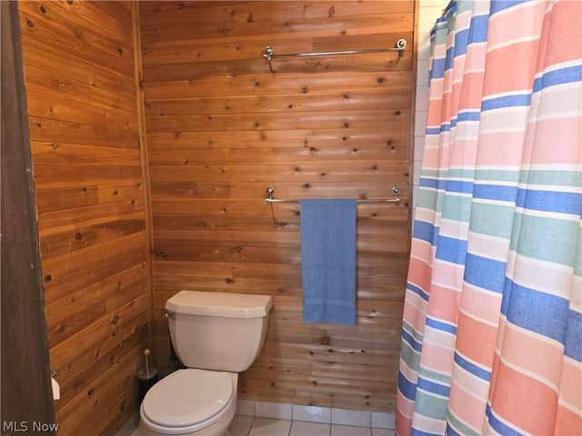 2868 Shade Road, Bath, OH 44333