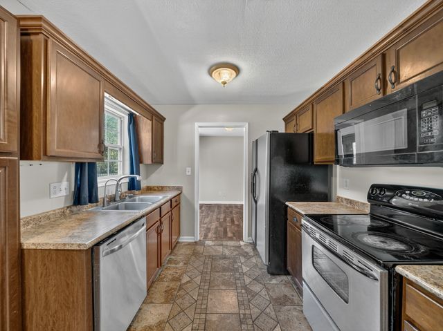 3409 Silty Ct, Clarksville, TN 37042