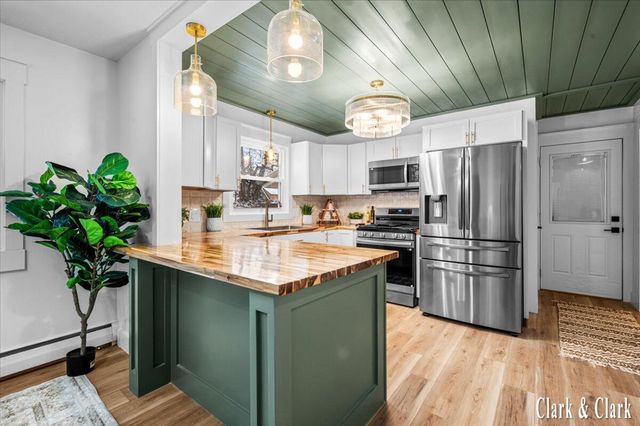 700 Aberdeen Street, Grand Rapids, MI 49505