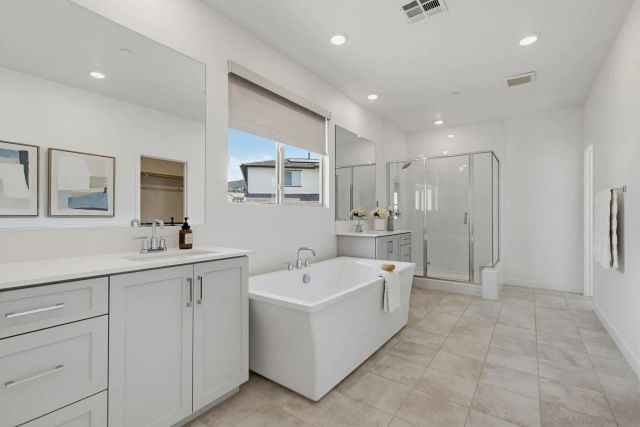 1944 Kepler Ct, Escondido, CA 92026