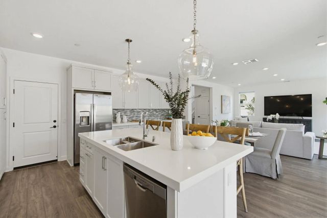 1944 Kepler Ct, Escondido, CA 92026