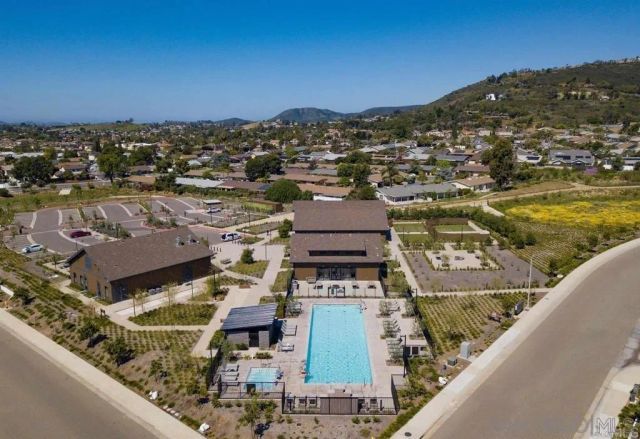 1944 Kepler Ct, Escondido, CA 92026