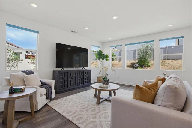 1944 Kepler Ct, Escondido, CA 92026