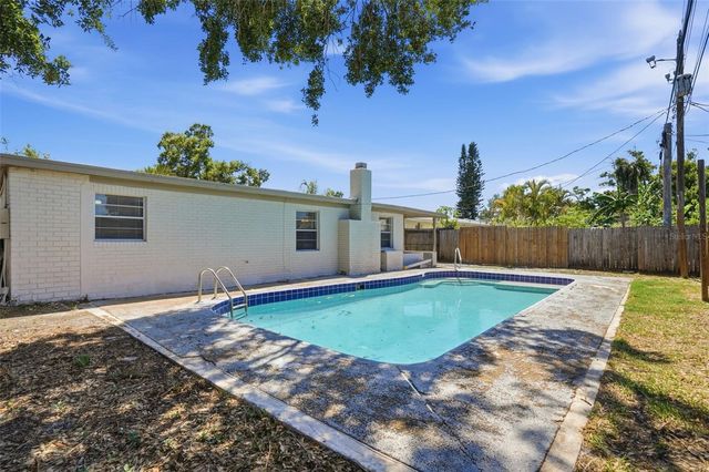 5711 64TH AVENUE N, Pinellas Park, FL 33781
