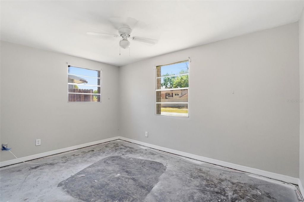 5711 64TH AVENUE N, Pinellas Park, FL 33781
