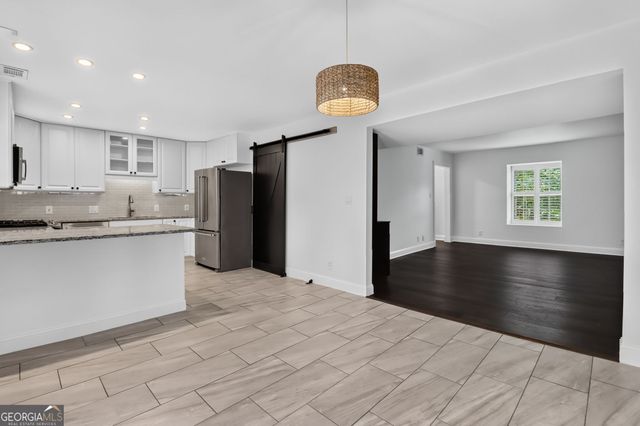 1261 Lavista Road NE F-2, Atlanta, GA 30324