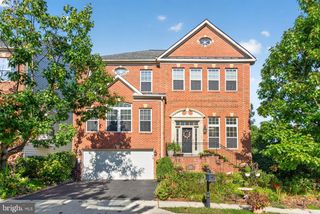 7202 GRAY HEIGHTS CT, Alexandria, VA 22315