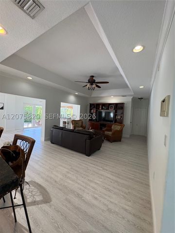 12071 SW 1st St, Miami, FL 33184