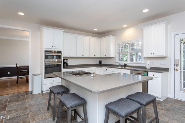 6121 Tiffield Way, Wake Forest, NC 27587