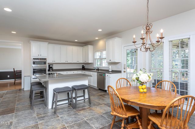 6121 Tiffield Way, Wake Forest, NC 27587