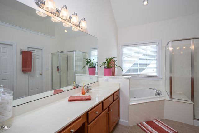 6121 Tiffield Way, Wake Forest, NC 27587