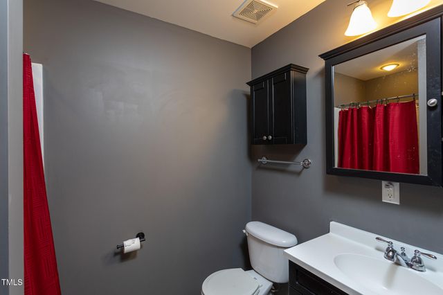 6121 Tiffield Way, Wake Forest, NC 27587