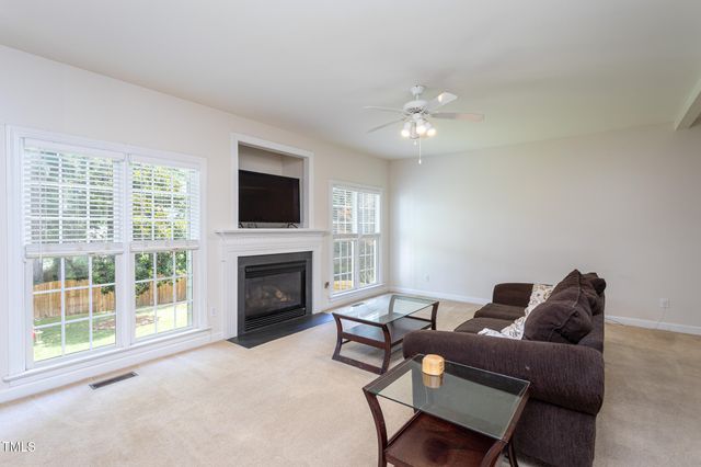 6121 Tiffield Way, Wake Forest, NC 27587