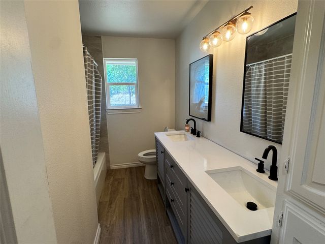24 Lovers Lane, Forney, TX 75126