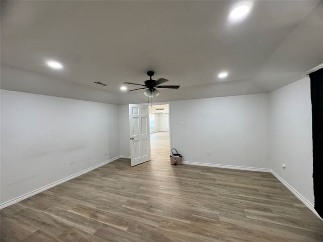 24 Lovers Lane, Forney, TX 75126