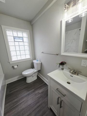 3713 N 15th STREET, Milwaukee, WI 53206