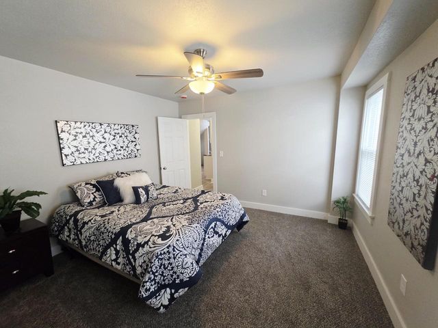 3713 N 15th STREET, Milwaukee, WI 53206