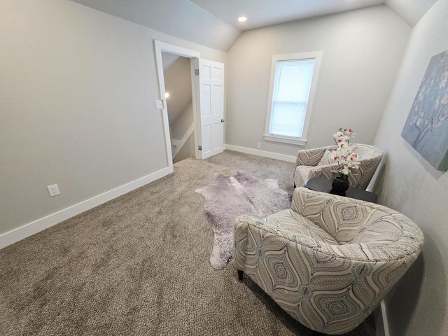 3713 N 15th STREET, Milwaukee, WI 53206