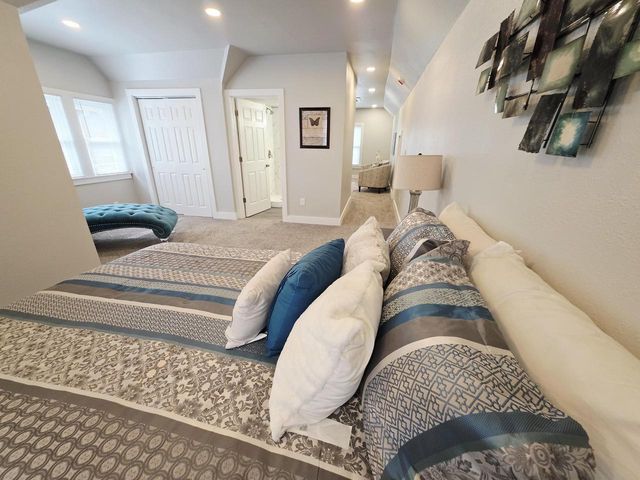 3713 N 15th STREET, Milwaukee, WI 53206