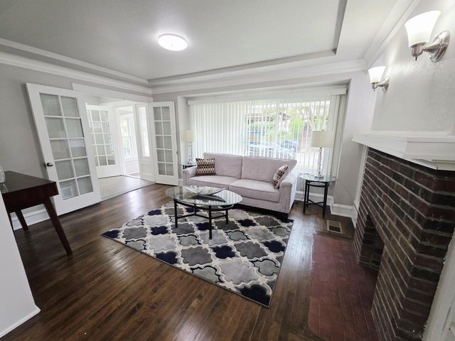 3713 N 15th STREET, Milwaukee, WI 53206