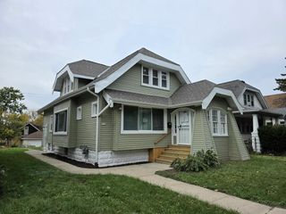 3713 N 15th STREET, Milwaukee, WI 53206