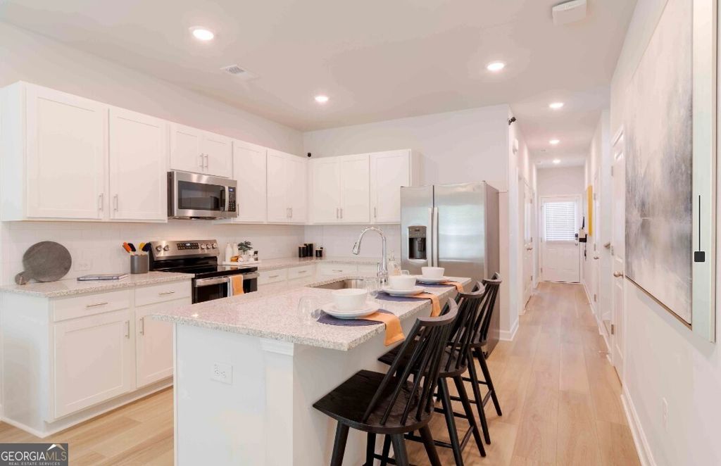 1151 Hunter Trail 30, Acworth, GA 30102