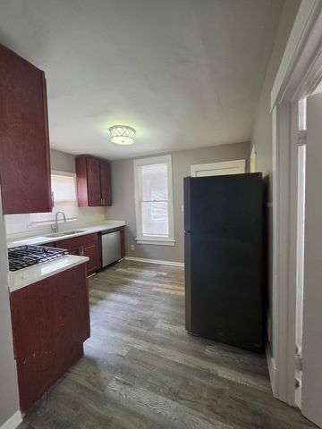 309 E 120th Place, Chicago, IL 60628