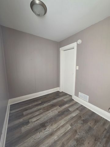 309 E 120th Place, Chicago, IL 60628