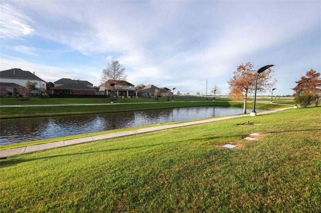 15410 Redbud Dale Court, Cypress, TX 77429