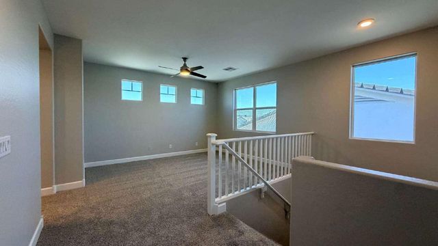 612 E Hazelnut Lane, San Tan Valley, AZ 85140