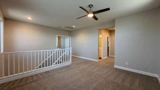 612 E Hazelnut Lane, San Tan Valley, AZ 85140