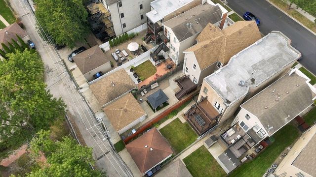 4009 S Vincennes Avenue, Chicago, IL 60653