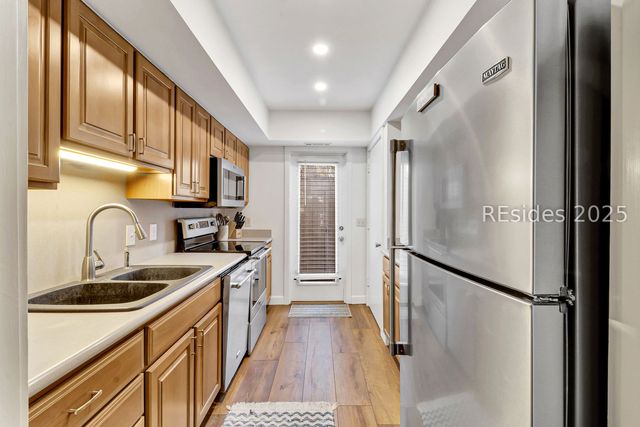 17 Lawton Dr Apt 170, Hilton Head Island, SC 29928