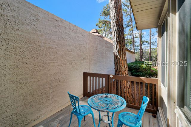 17 Lawton Dr Apt 170, Hilton Head Island, SC 29928