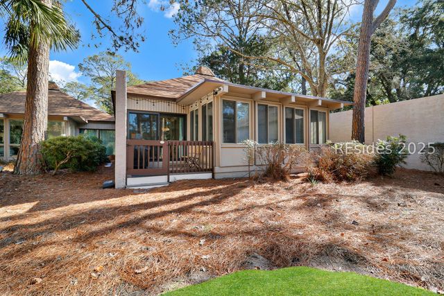 17 Lawton Dr Apt 170, Hilton Head Island, SC 29928