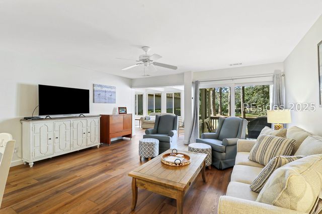 17 Lawton Dr Apt 170, Hilton Head Island, SC 29928