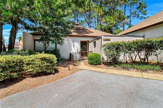 17 Lawton Dr Apt 170, Hilton Head Island, SC 29928